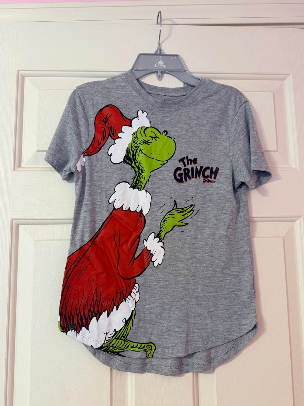 Junior/Woman The Grinch Short Sleeve Graphic Tee - Gray